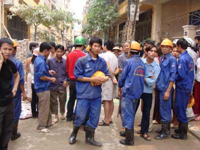 Kho kiem tra, giam sat an toan lao dong tai Ha Noi - Bao Ho Lao Dong Quang Trung